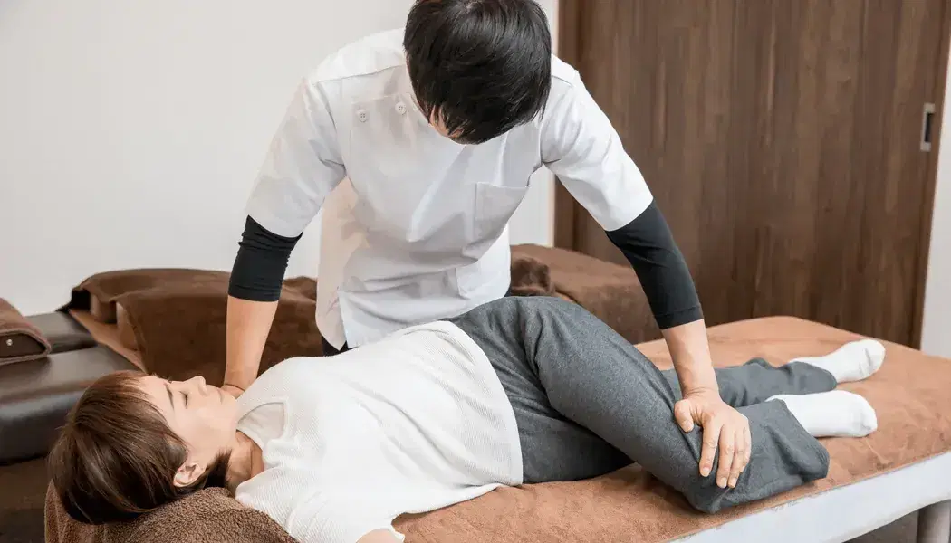 Physiotherapy Treatment for Cracking Joints